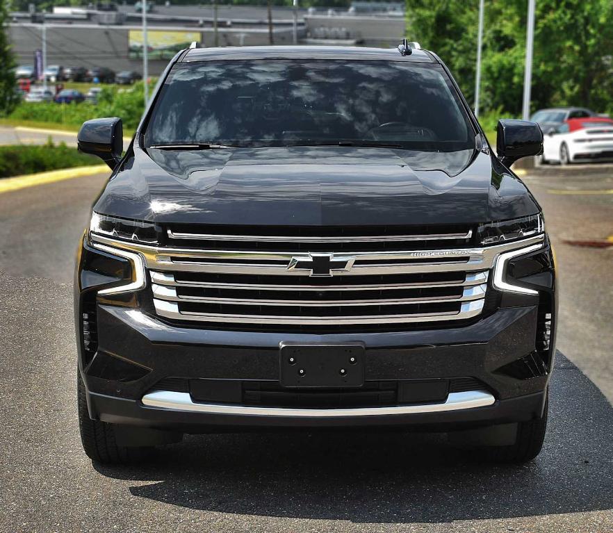 used 2024 Chevrolet Suburban car