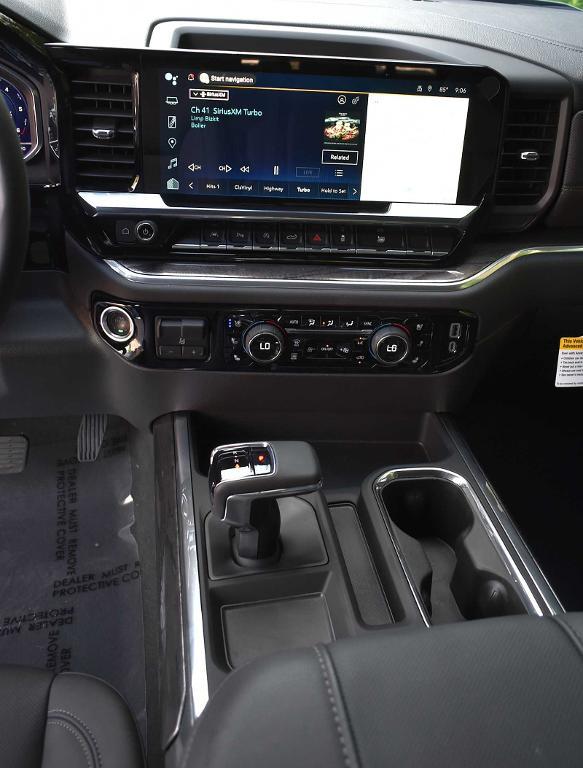 new 2025 Chevrolet Silverado 1500 car, priced at $71,107