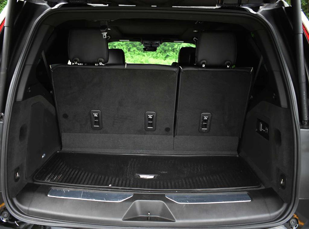 used 2023 Cadillac Escalade car, priced at $73,877