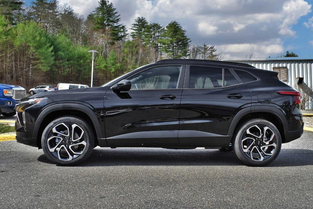 new 2024 Chevrolet Trax car, priced at $23,595