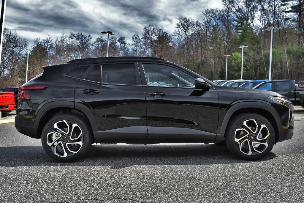 new 2024 Chevrolet Trax car, priced at $23,095