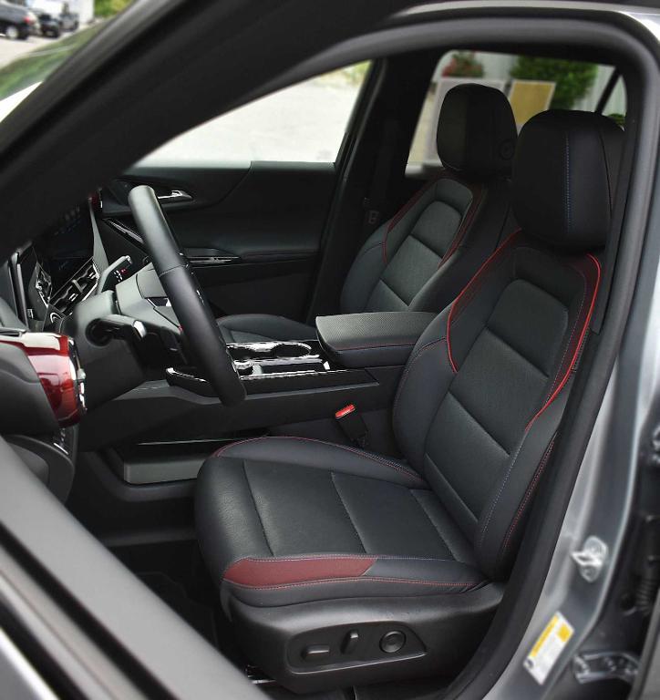 used 2025 Chevrolet Equinox car, priced at $34,877