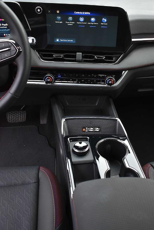 used 2025 Chevrolet Equinox car, priced at $34,877