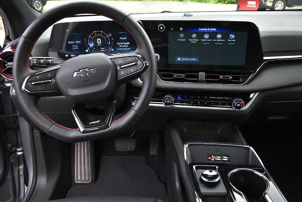 used 2025 Chevrolet Equinox car, priced at $34,877