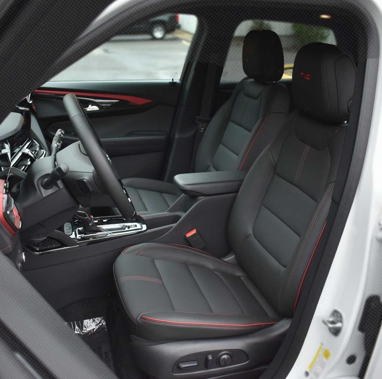 new 2025 Chevrolet TrailBlazer car, priced at $32,420