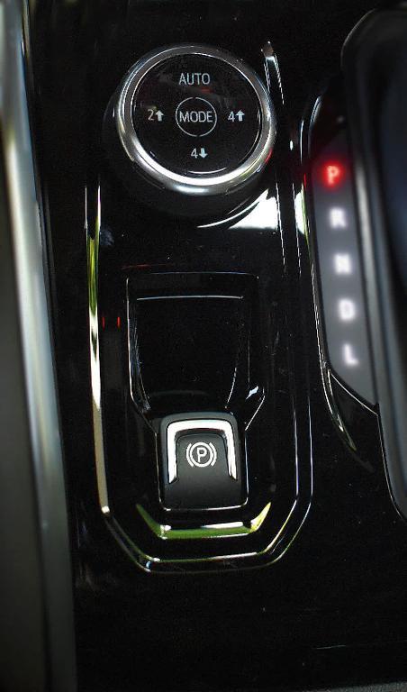new 2025 Chevrolet Colorado car, priced at $47,215