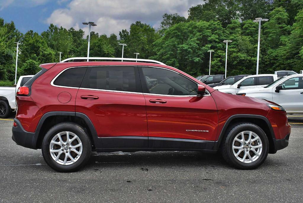 used 2016 Jeep Cherokee car, priced at $16,877