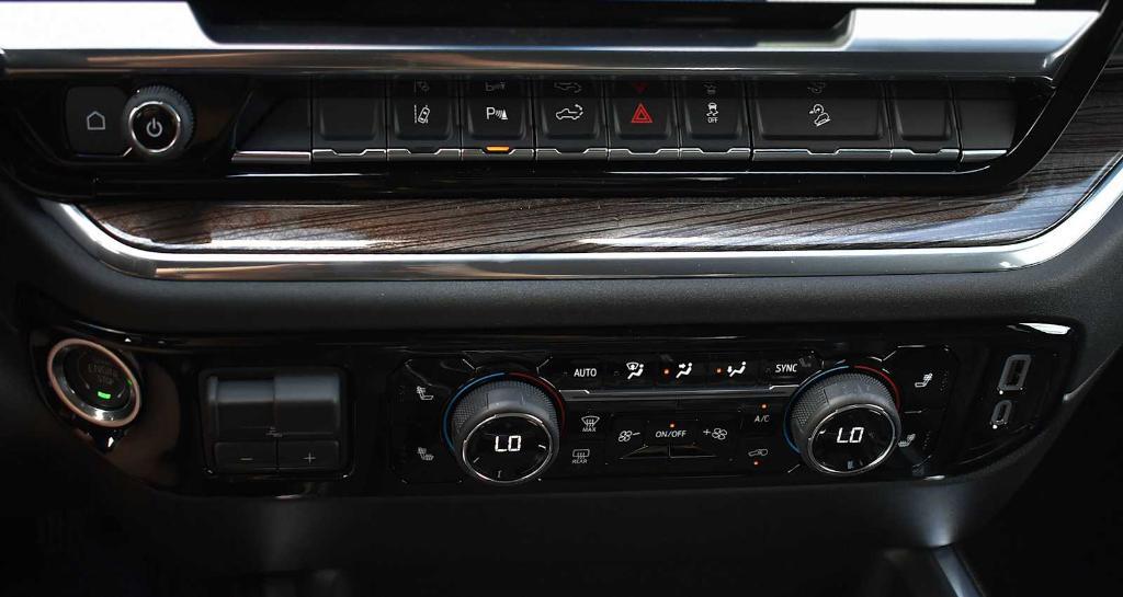 new 2025 Chevrolet Silverado 2500 car, priced at $63,720