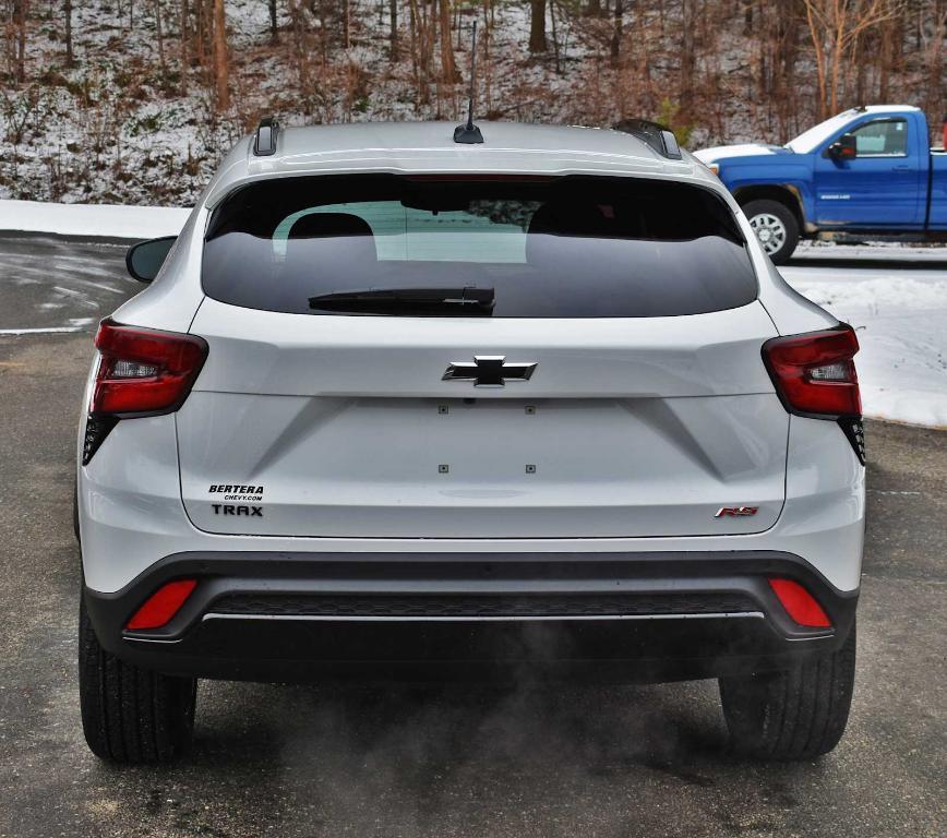 new 2025 Chevrolet Trax car, priced at $26,560