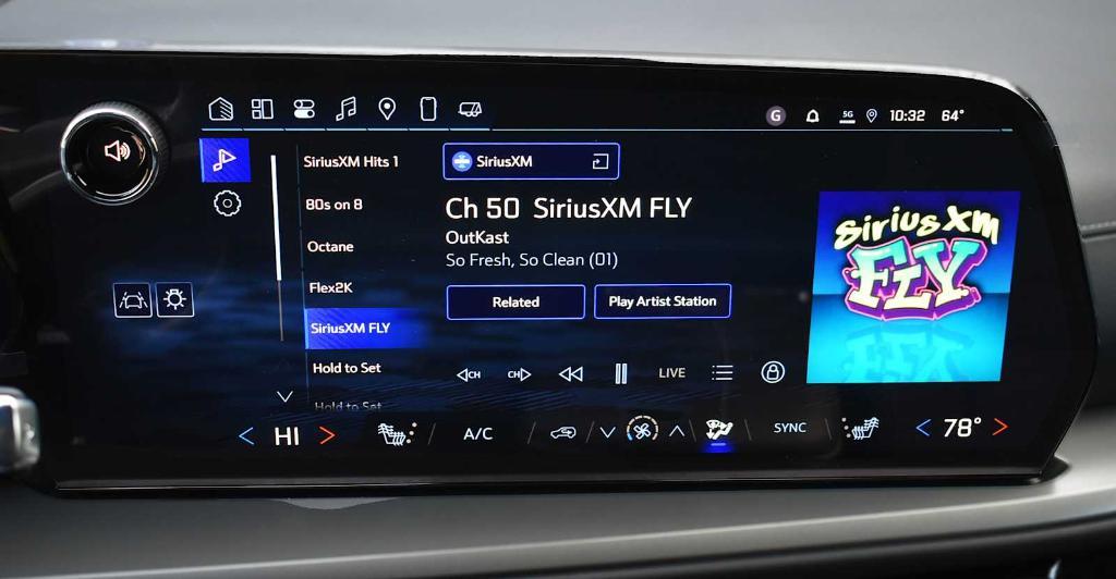 new 2025 Chevrolet Traverse car, priced at $42,345