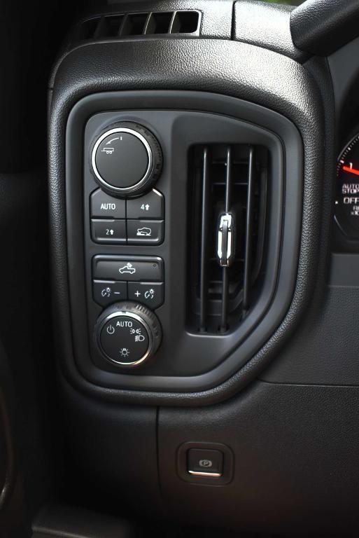 new 2025 Chevrolet Silverado 1500 car, priced at $44,460