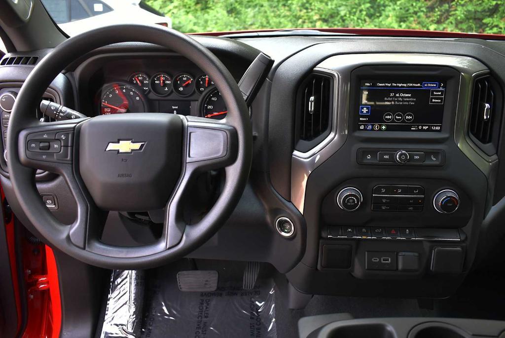 new 2025 Chevrolet Silverado 1500 car, priced at $44,460
