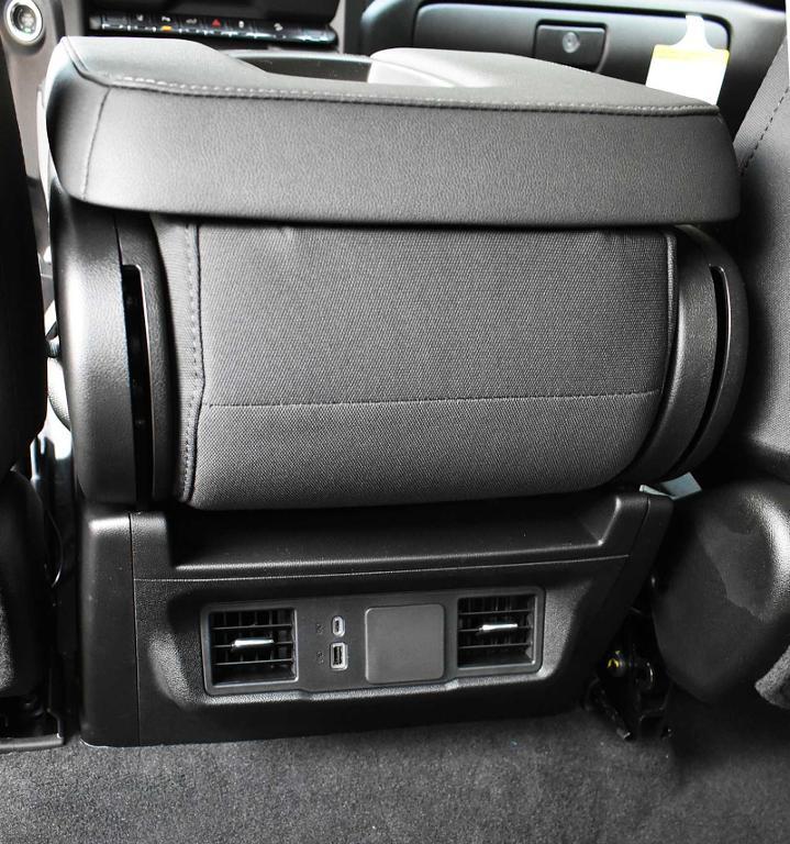 new 2025 Chevrolet Silverado 2500 car, priced at $53,940