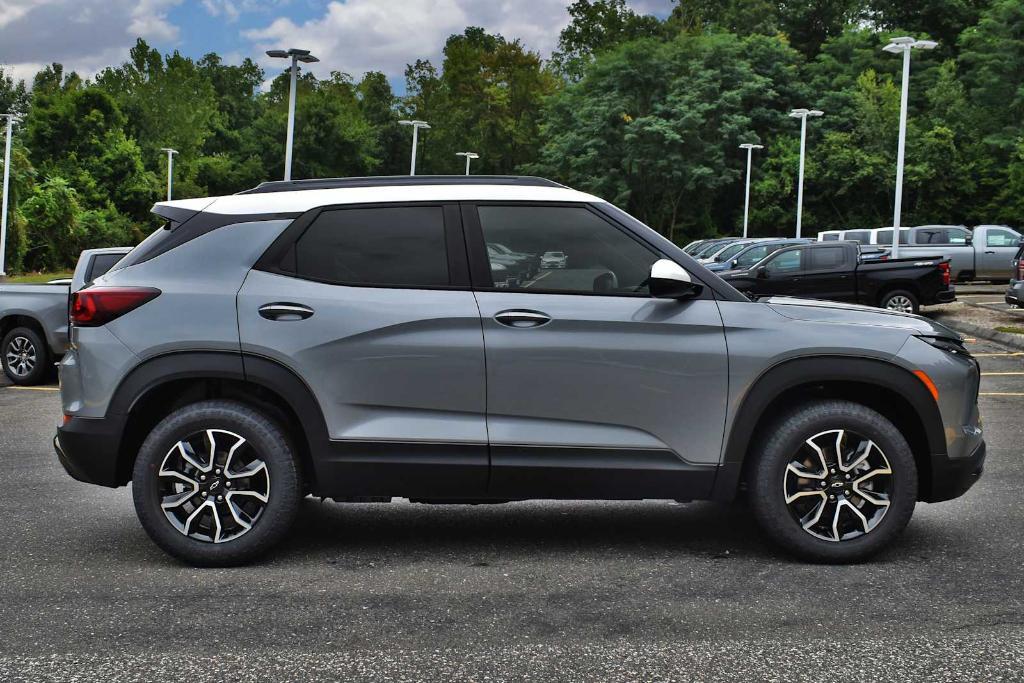 new 2025 Chevrolet TrailBlazer car, priced at $30,995