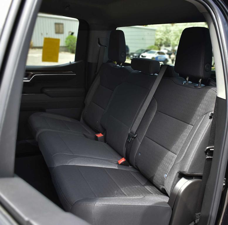 new 2025 Chevrolet Silverado 1500 car, priced at $49,995