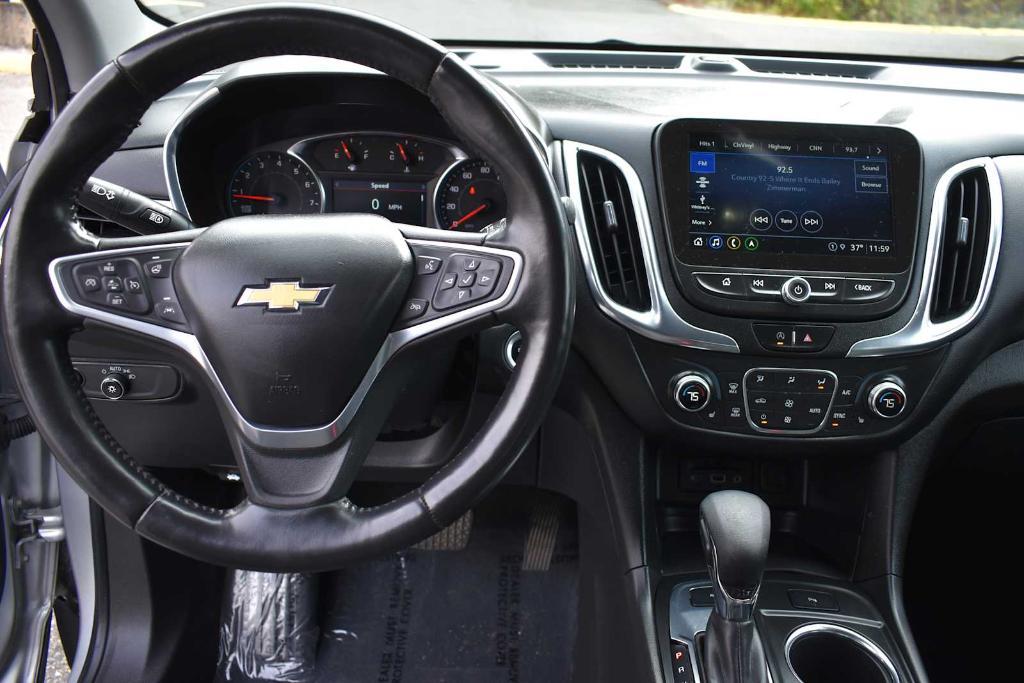 used 2022 Chevrolet Equinox car, priced at $19,877