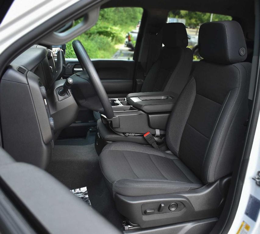 new 2025 Chevrolet Silverado 2500 car, priced at $53,670