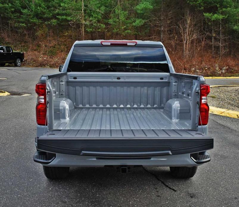 new 2025 Chevrolet Silverado 1500 car, priced at $46,930