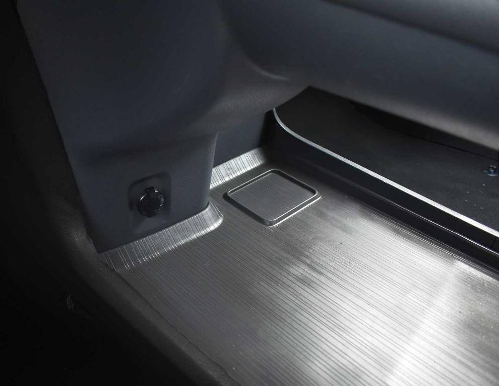 used 2022 Toyota Sienna car, priced at $37,877