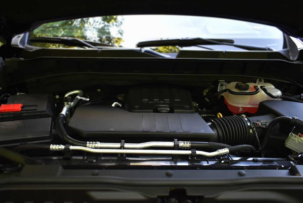 new 2025 Chevrolet Silverado 1500 car, priced at $52,995