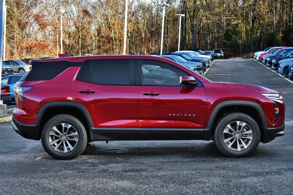 new 2025 Chevrolet Equinox car, priced at $30,490