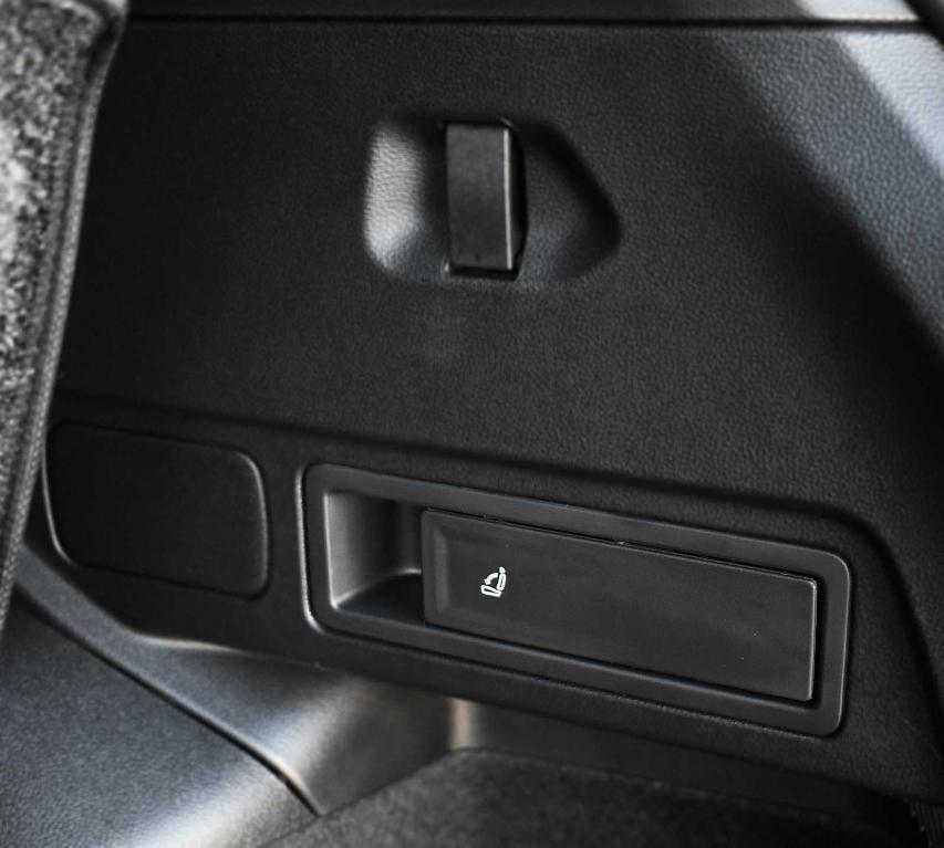 used 2024 Volkswagen Tiguan car, priced at $28,777