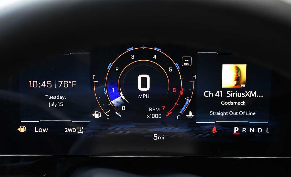 new 2025 Chevrolet Suburban car, priced at $72,470