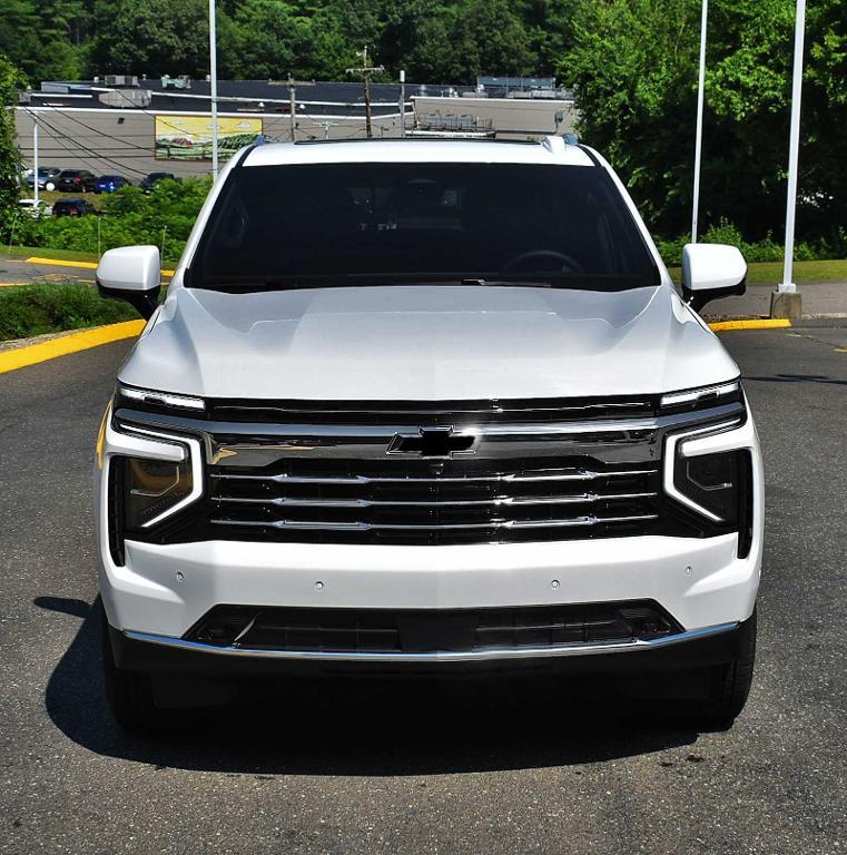 new 2025 Chevrolet Suburban car, priced at $72,470