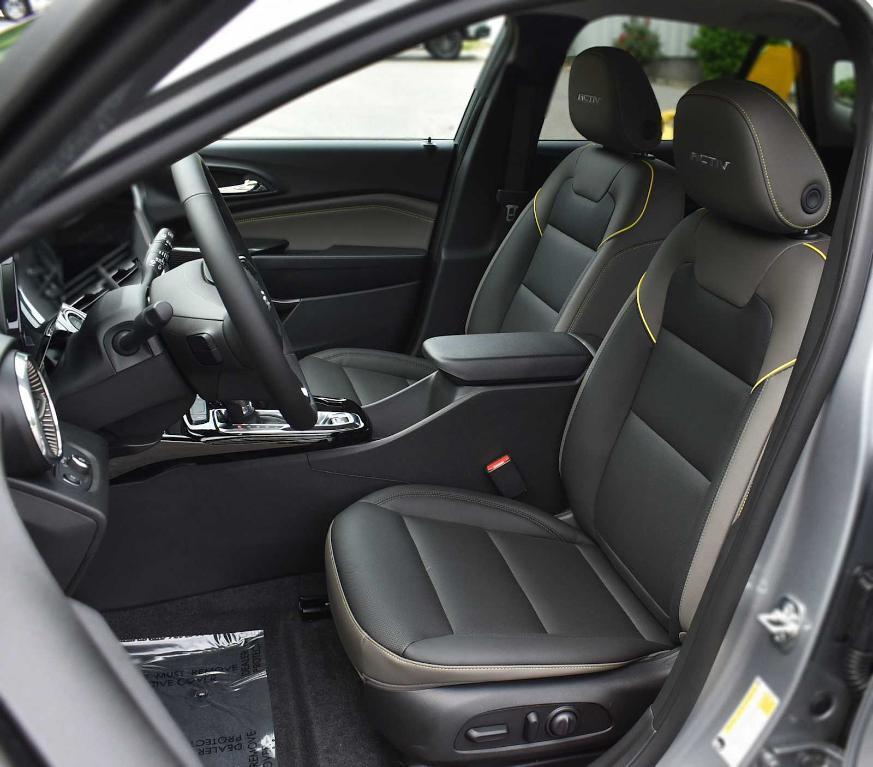 new 2025 Chevrolet Trax car, priced at $24,985