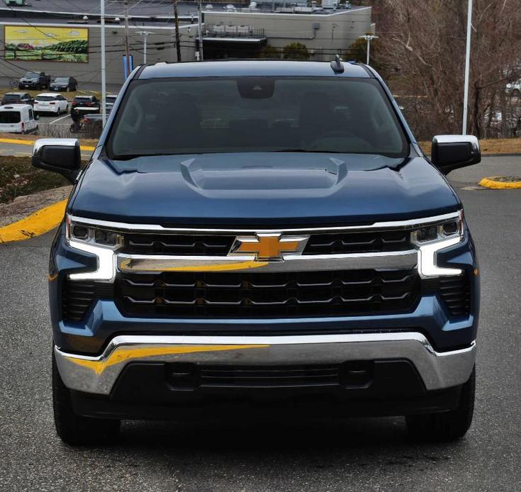 new 2024 Chevrolet Silverado 1500 car, priced at $47,495