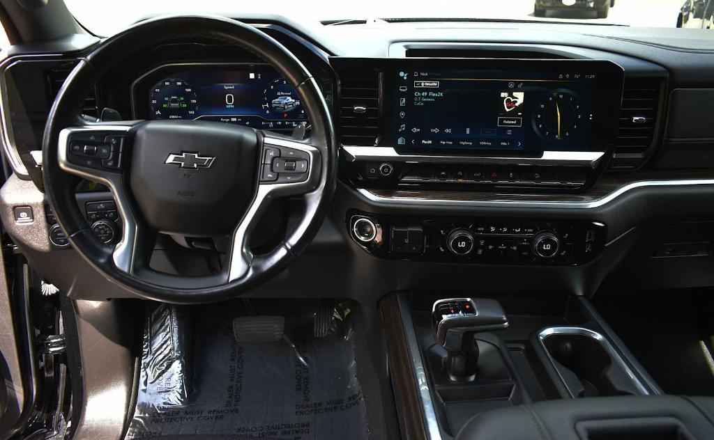 used 2022 Chevrolet Silverado 1500 car, priced at $43,877