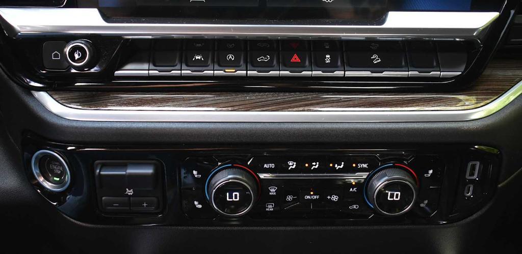 used 2022 Chevrolet Silverado 1500 car, priced at $43,877