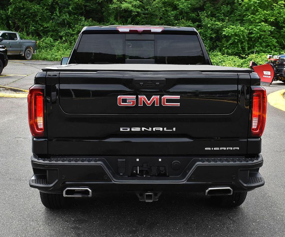 used 2022 GMC Sierra 1500 car, priced at $49,877