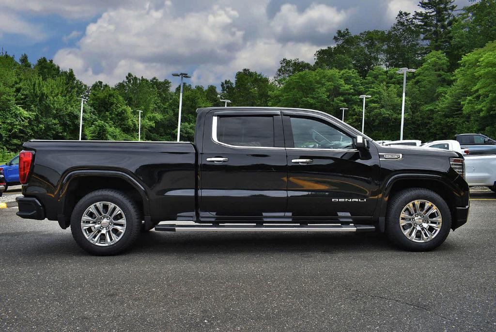 used 2022 GMC Sierra 1500 car, priced at $49,877