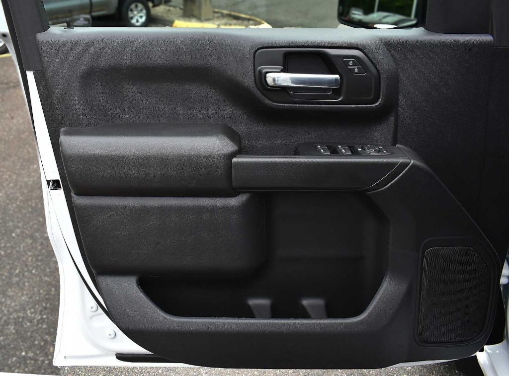 new 2025 Chevrolet Silverado 1500 car, priced at $50,930