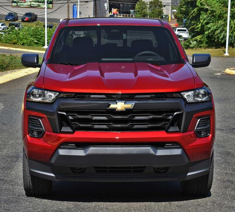 new 2024 Chevrolet Colorado car, priced at $39,765