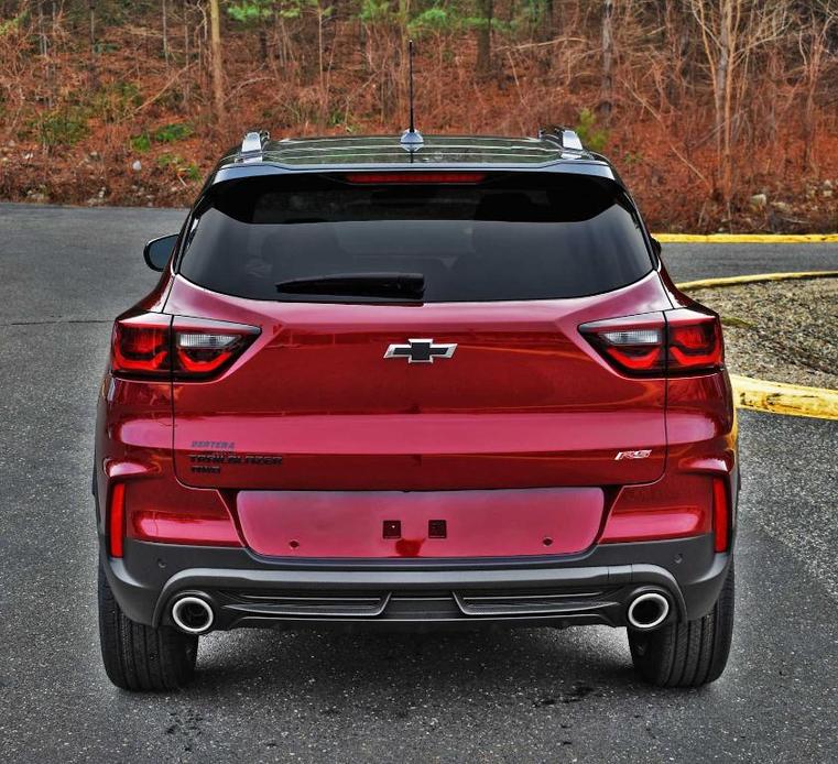 new 2025 Chevrolet TrailBlazer car, priced at $33,275