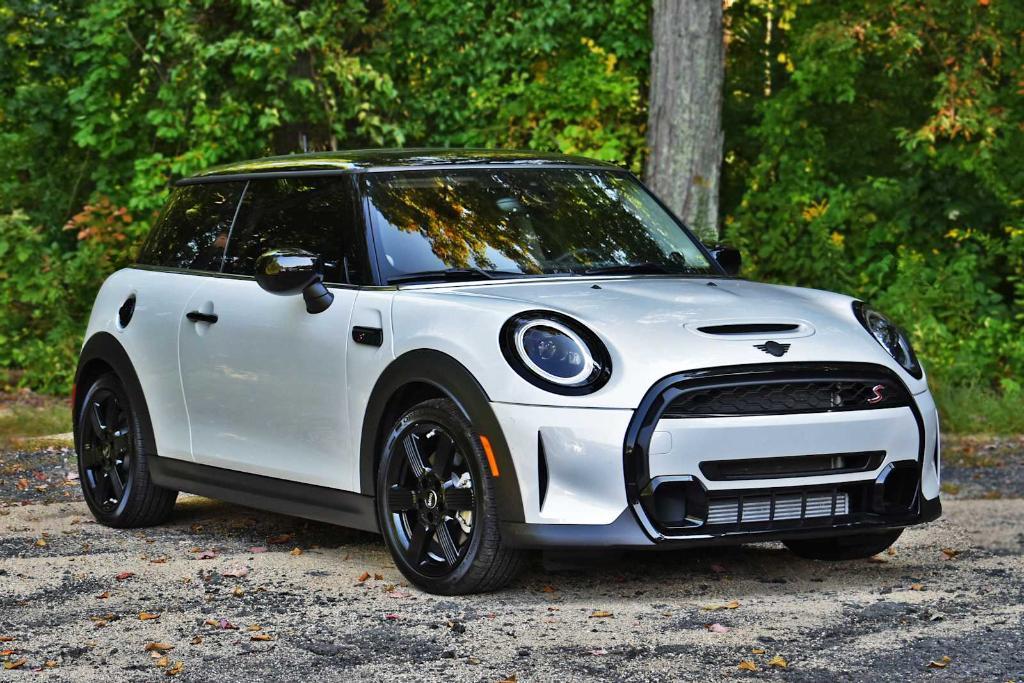 used 2024 MINI Hardtop car, priced at $26,877