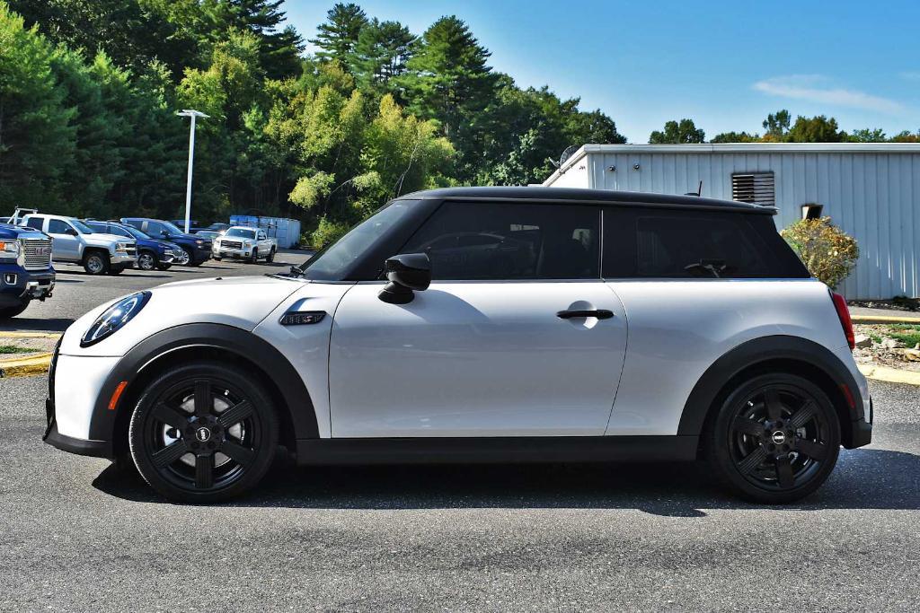 used 2024 MINI Hardtop car, priced at $26,877