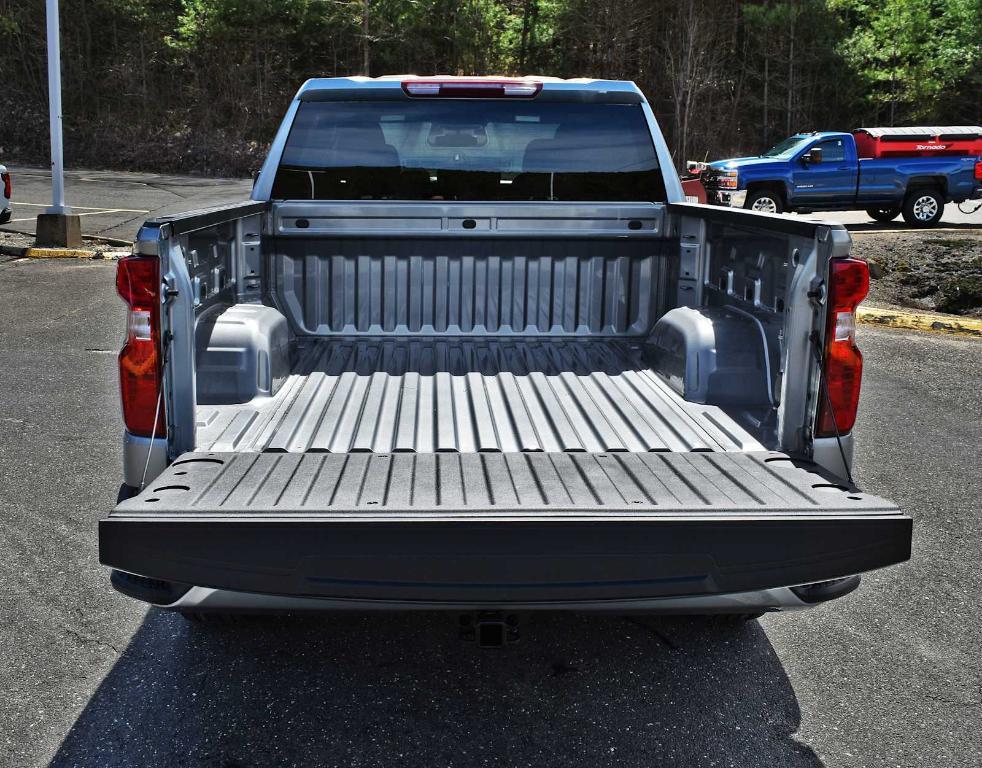 new 2025 Chevrolet Silverado 1500 car, priced at $43,760