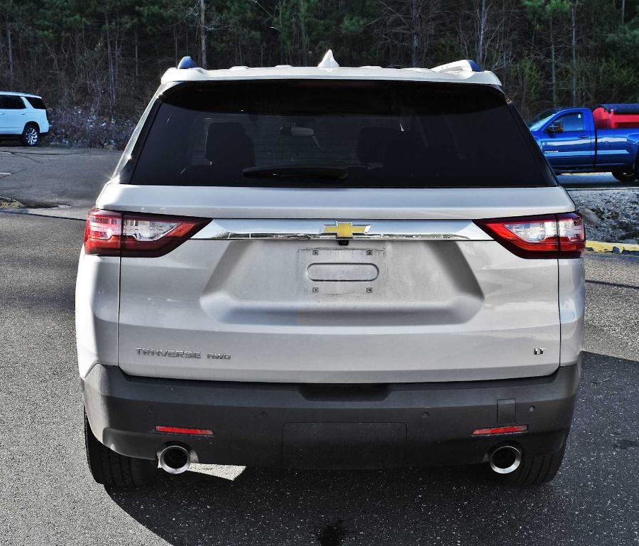used 2021 Chevrolet Traverse car, priced at $31,877
