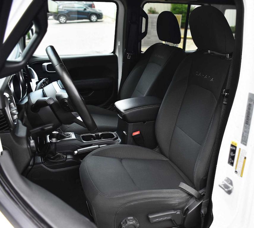 used 2020 Jeep Wrangler Unlimited car, priced at $28,877