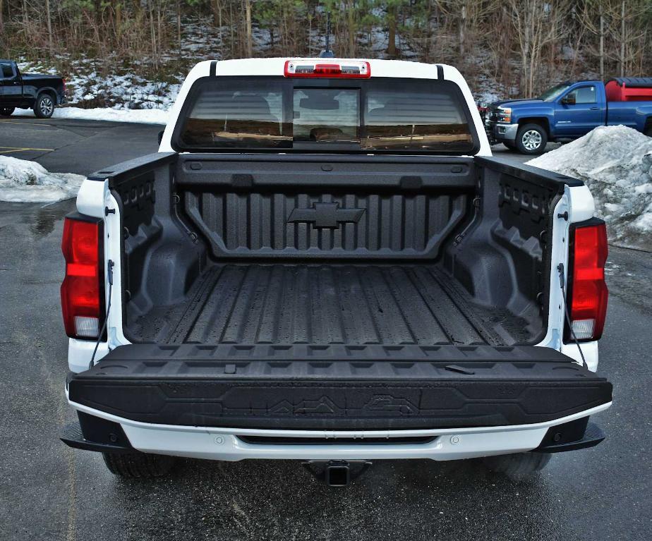 new 2025 Chevrolet Colorado car, priced at $38,965