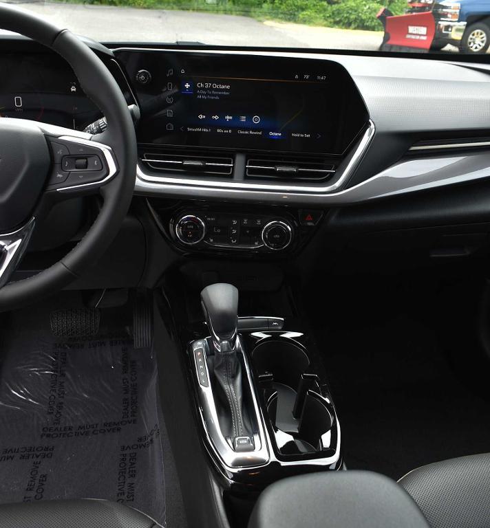 new 2025 Chevrolet Trax car, priced at $24,985