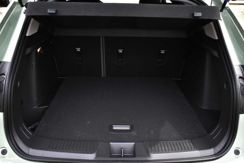 new 2025 Chevrolet Trax car, priced at $24,985