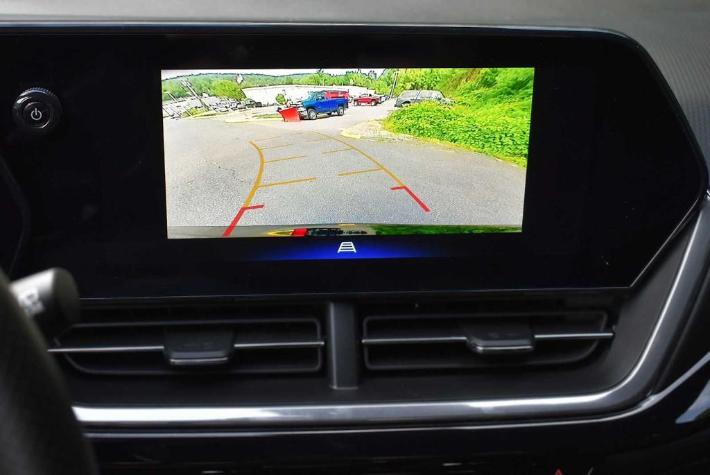 used 2025 Chevrolet Trax car, priced at $25,877