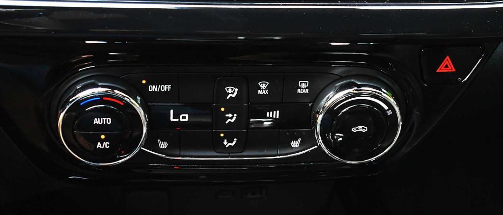 used 2025 Chevrolet Trax car, priced at $25,877