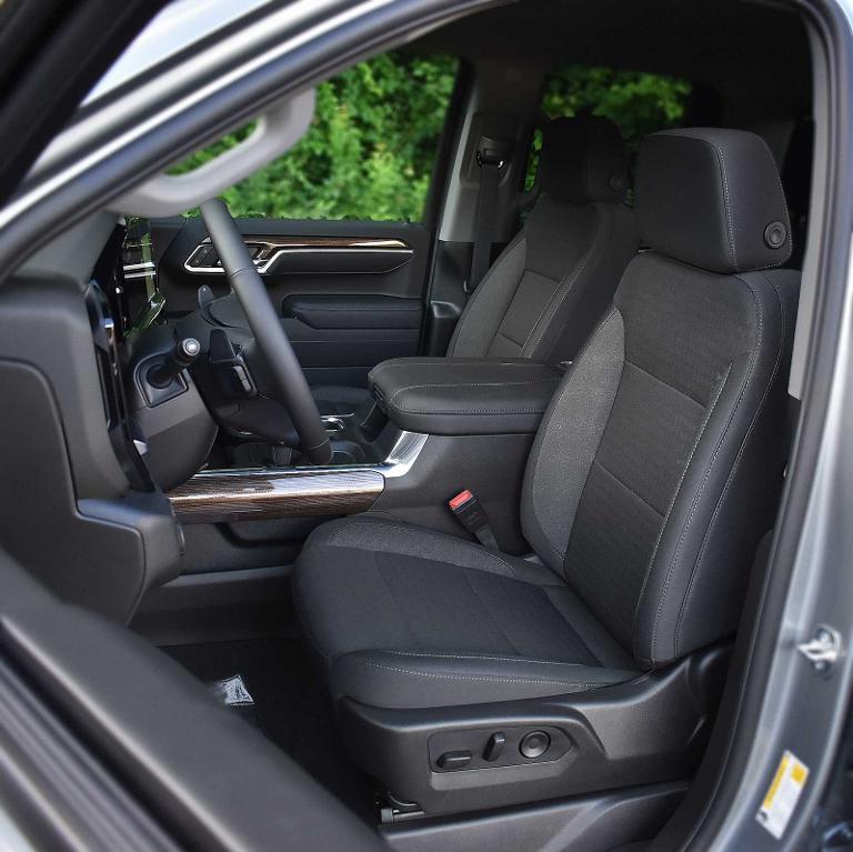 new 2025 Chevrolet Silverado 1500 car, priced at $53,590