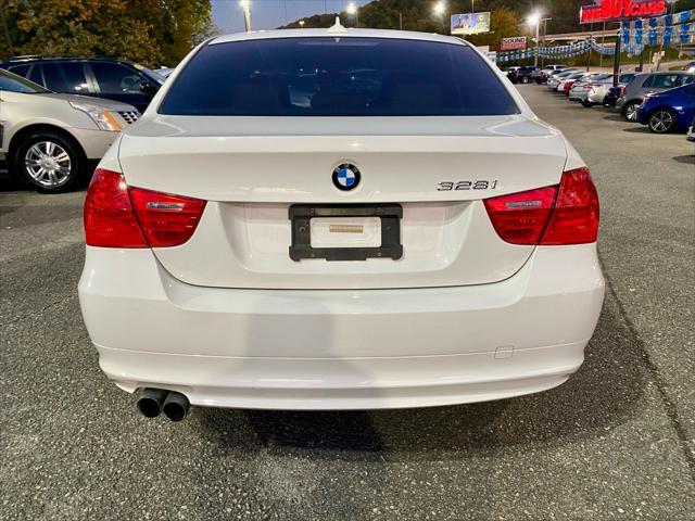 used 2011 BMW 328 car, priced at $9,995