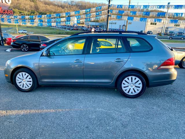 used 2013 Volkswagen Jetta SportWagen car, priced at $5,995